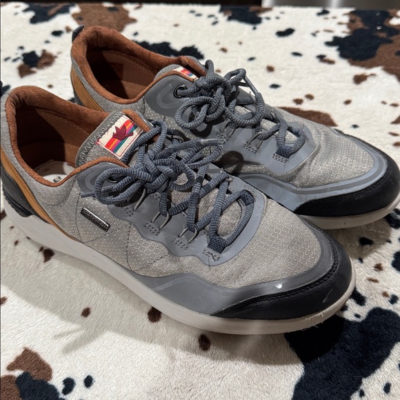 Cobb Hill by New Balance Brown and Tan Shoes - Picture 1 of 6